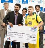 David Warner with the Man of the Match award